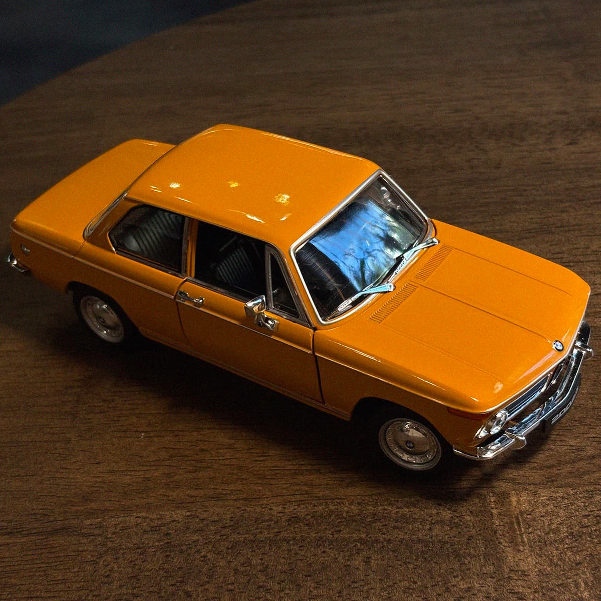 1:24 BMW 2002tii 1971 модел машин