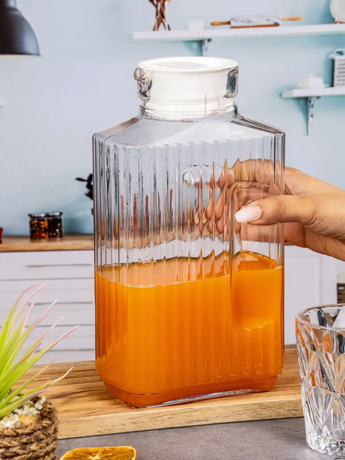 V4070 ANNEALED QUADRO JUG 2L+LID (A6) - AME
