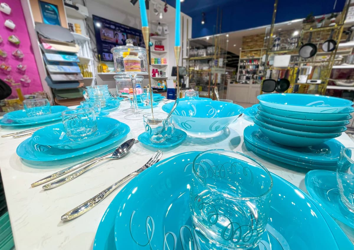 SERPENTINE BLUE