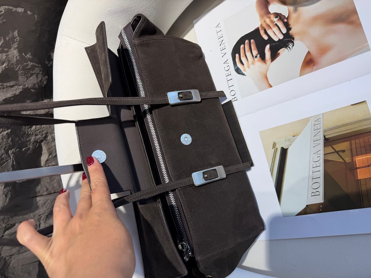 SUEDE BAGUETTE BAG