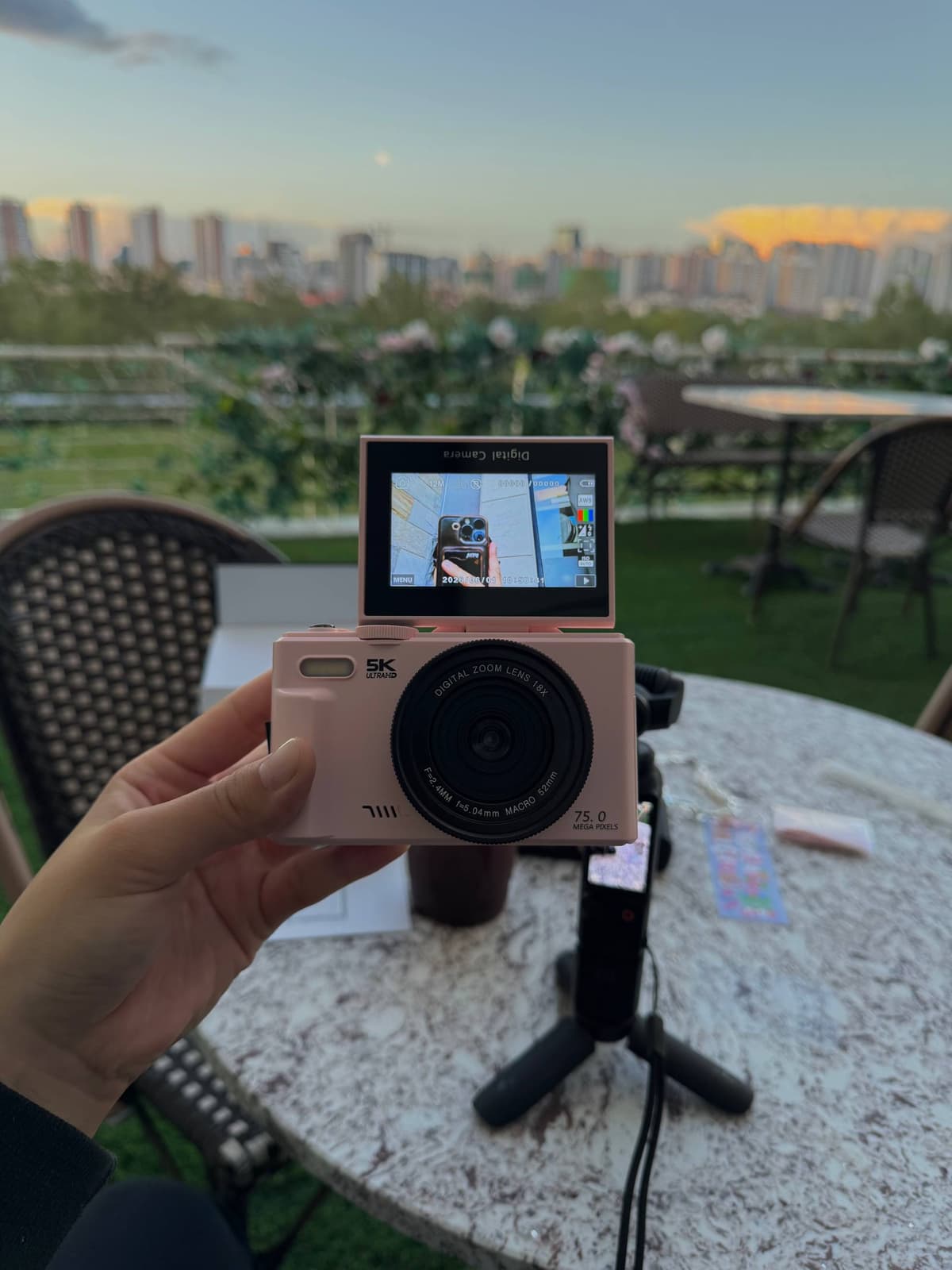 5K DIGITAL CAMERA ЯГААН ӨНГӨ